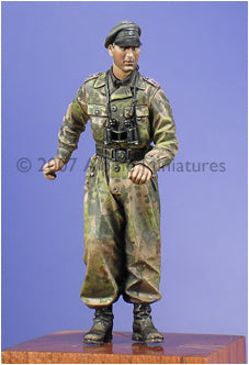 Alpine Miniatures 35032 Waffen SS Panzer Crew Set (2 Figures)