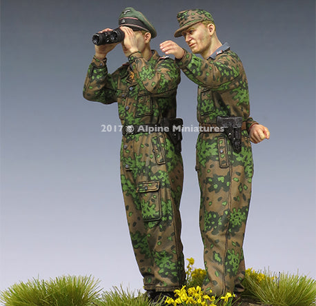 Alpine Miniatures 35234 WSS Panzer Officer at Kursk Set (2 Figures) 1/35
