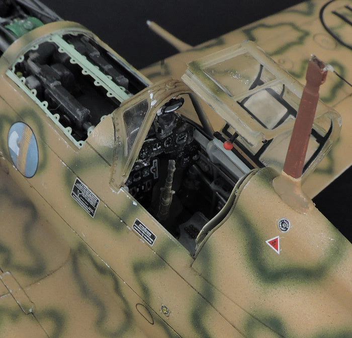 Italeri 1/32 WW.II Italian Air Force Macchi MC.205 Veltro completed scale model cockpit details