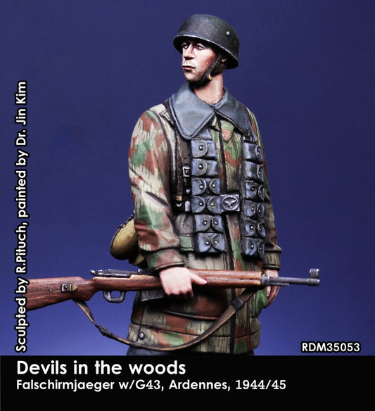 Rado Miniatures 1/35 WWII German G43 Fallschirmjäger – Ardennes 1944/45 (In Stock June)