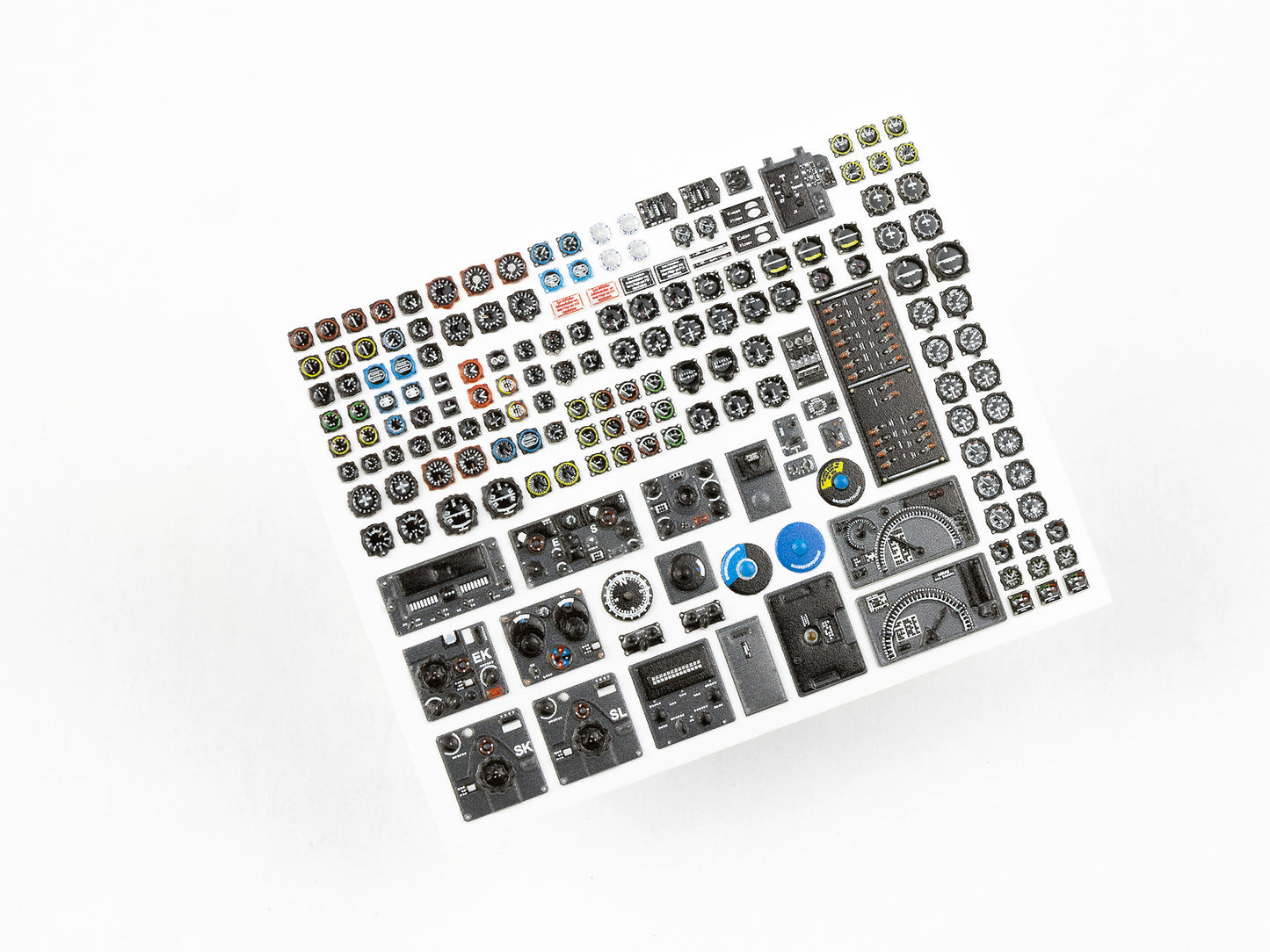 Red Fox Studio 1/32 Instruments & Gauges Set for Luftwaffe WWII RFSQS-32186