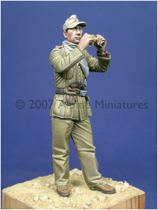 Alpine Miniatures 35017 DAK Panzer NCO 1/35