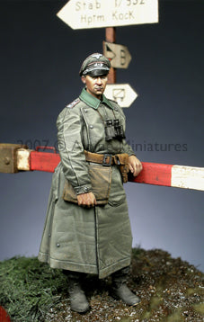 Alpine Miniatures 35054 WW2 German Officer #1 1/35