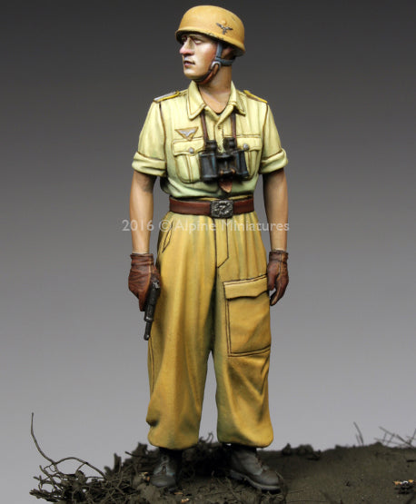 Alpine Miniatures 35220 Officer 1st FJ Division in Italy 1/35