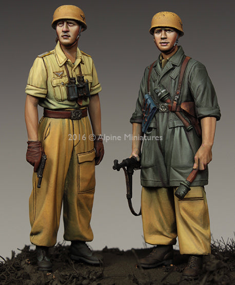 Alpine Miniatures 35222 1st FJ Division Set (2 Figures) 1/35