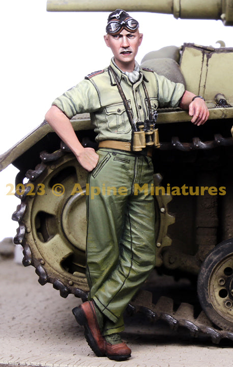 Alpine Miniatures 35309 German DAK Panzer NCO 1/35