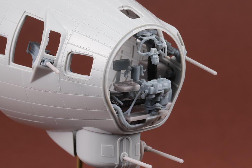 Red Fox Studio 1/48 B-17G Bombardier Position & Chin Turret Upgrade Detail Set for HK Models SBSRF-4802